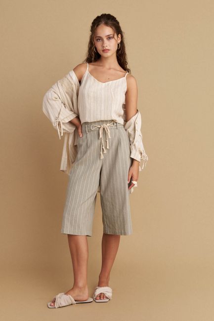 Striped bermuda with belt - Light khaki